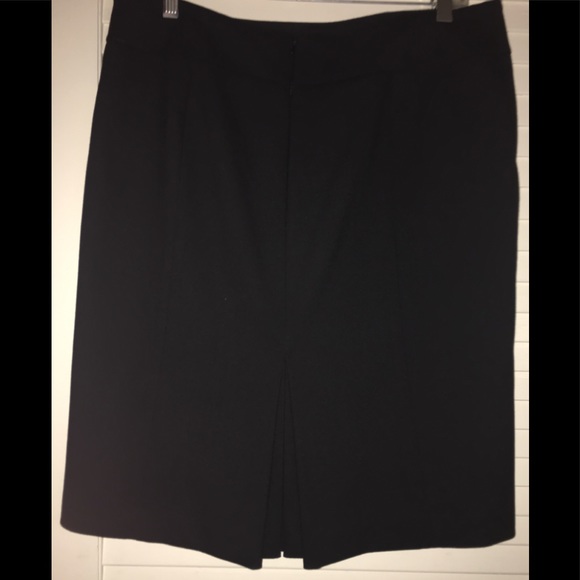 LOFT Skirts Ann Taylor Loft Size 2 Black Skirt Poshmark